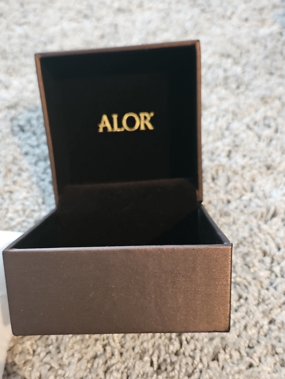 ALOR Black Jewelry Box – Elegant Gift Case
